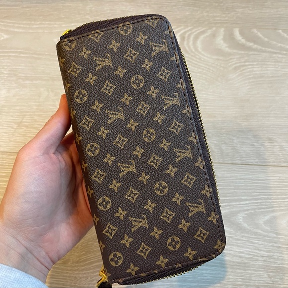 Monogram Wallet - Picture 12 of 12